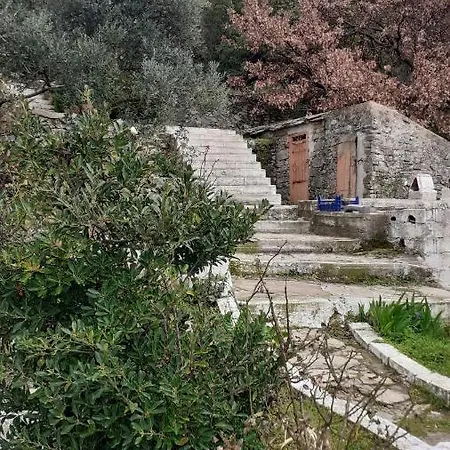 Vrakades House Of Kalogridis *